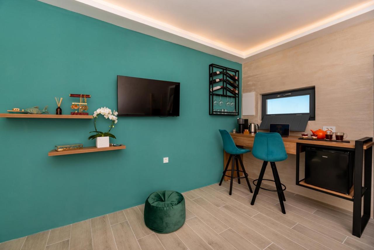 Saint Sin Suites - Adults Only Imerovigli  Bagian luar foto