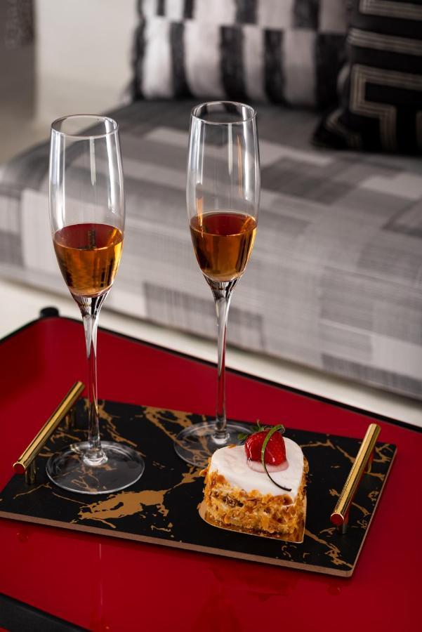 Saint Sin Suites - Adults Only Imerovigli  Bagian luar foto