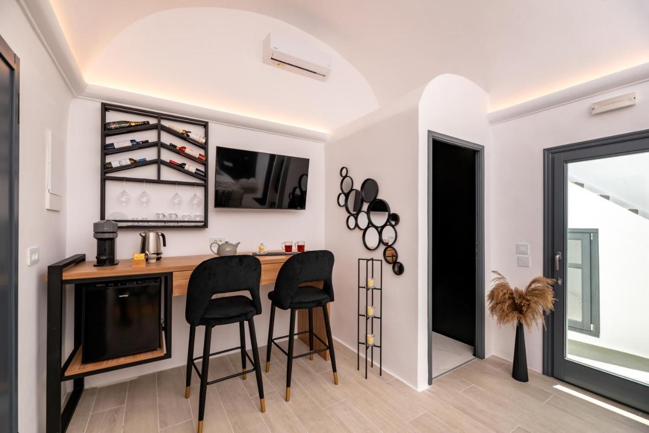 Saint Sin Suites - Adults Only Imerovigli  Bagian luar foto