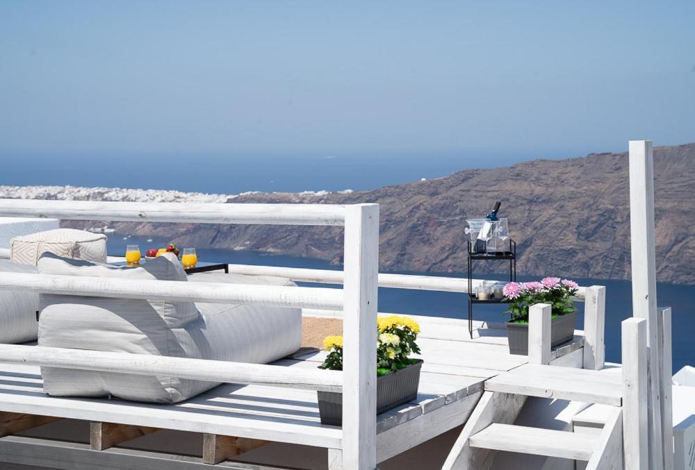 Saint Sin Suites - Adults Only Imerovigli  Bagian luar foto