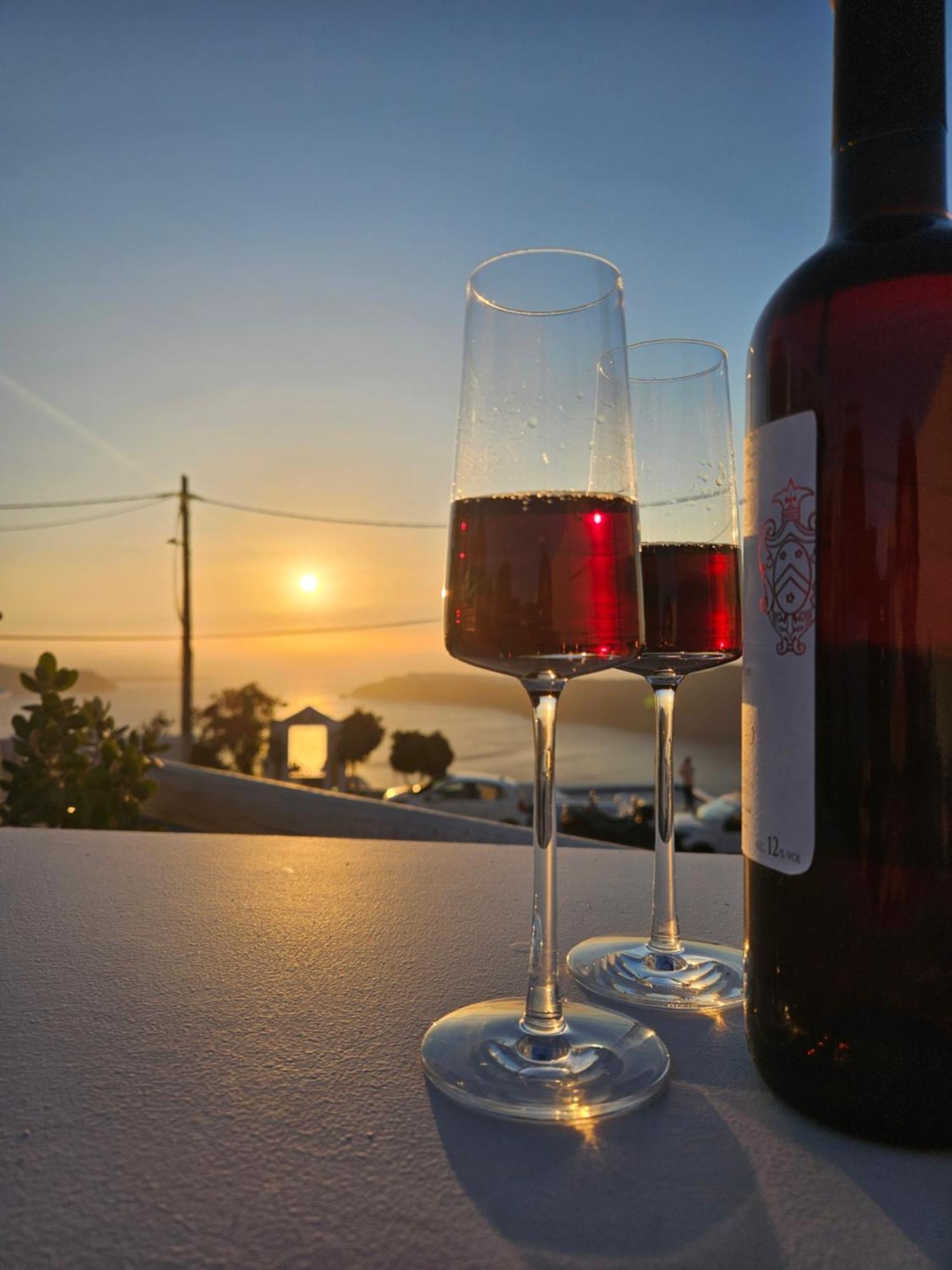 Saint Sin Suites - Adults Only Imerovigli  Bagian luar foto